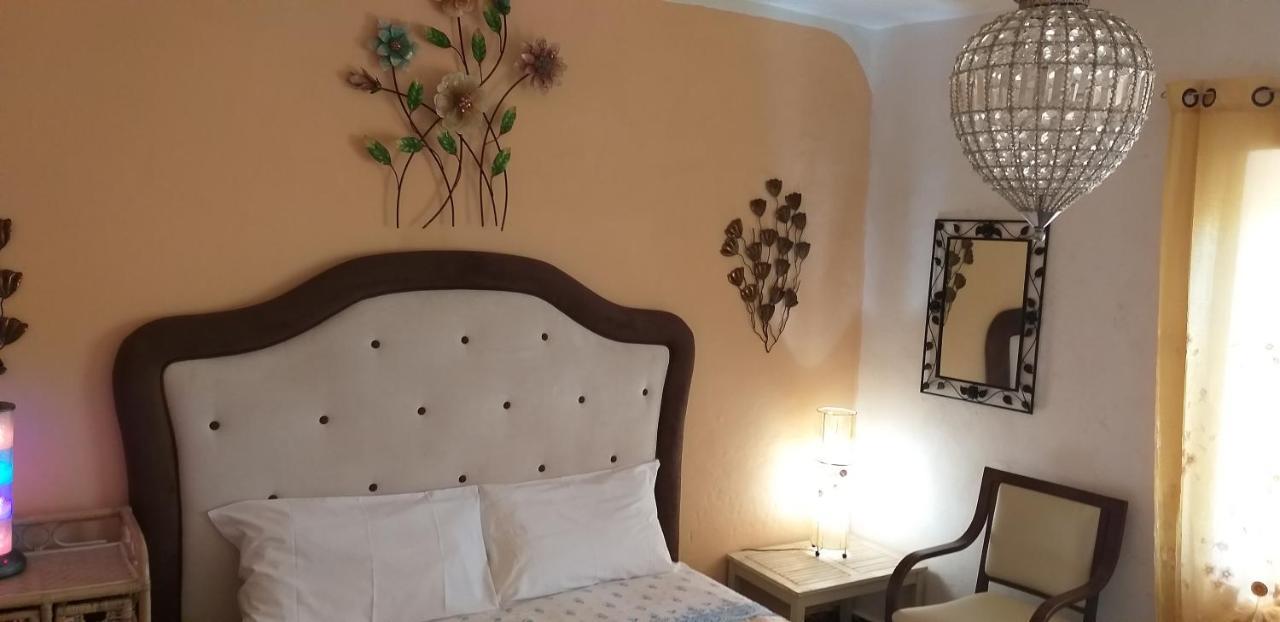 Bed and Breakfast La Cascina Della Grotta Di Tufo San Valentino  Exterior foto