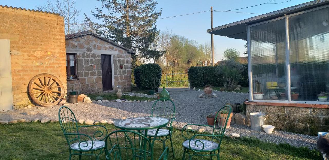 Bed and Breakfast La Cascina Della Grotta Di Tufo San Valentino  Exterior foto